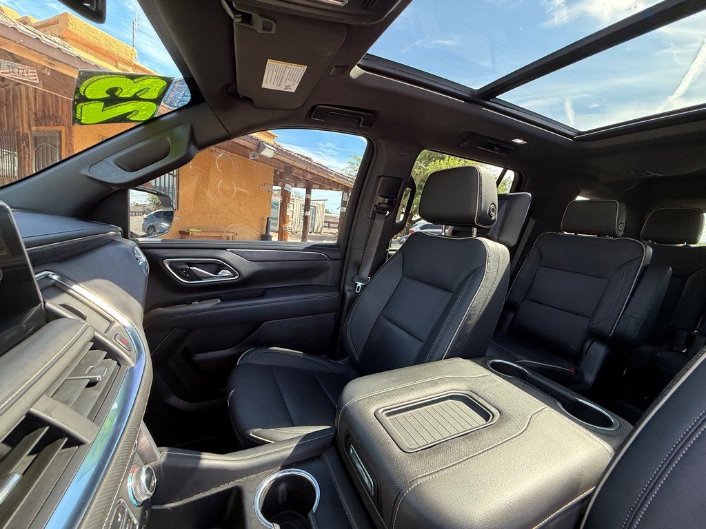 Used 2023 GMC Yukon SLT w/ SLT Premium Package AWD/4WD image 12