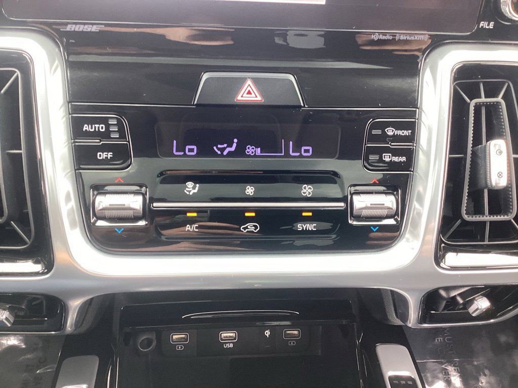 Used 2023 Kia Sorento SX AWD/4WD image 27