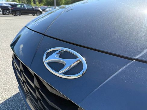 Used 2022 Hyundai Elantra SEL FWD image 6