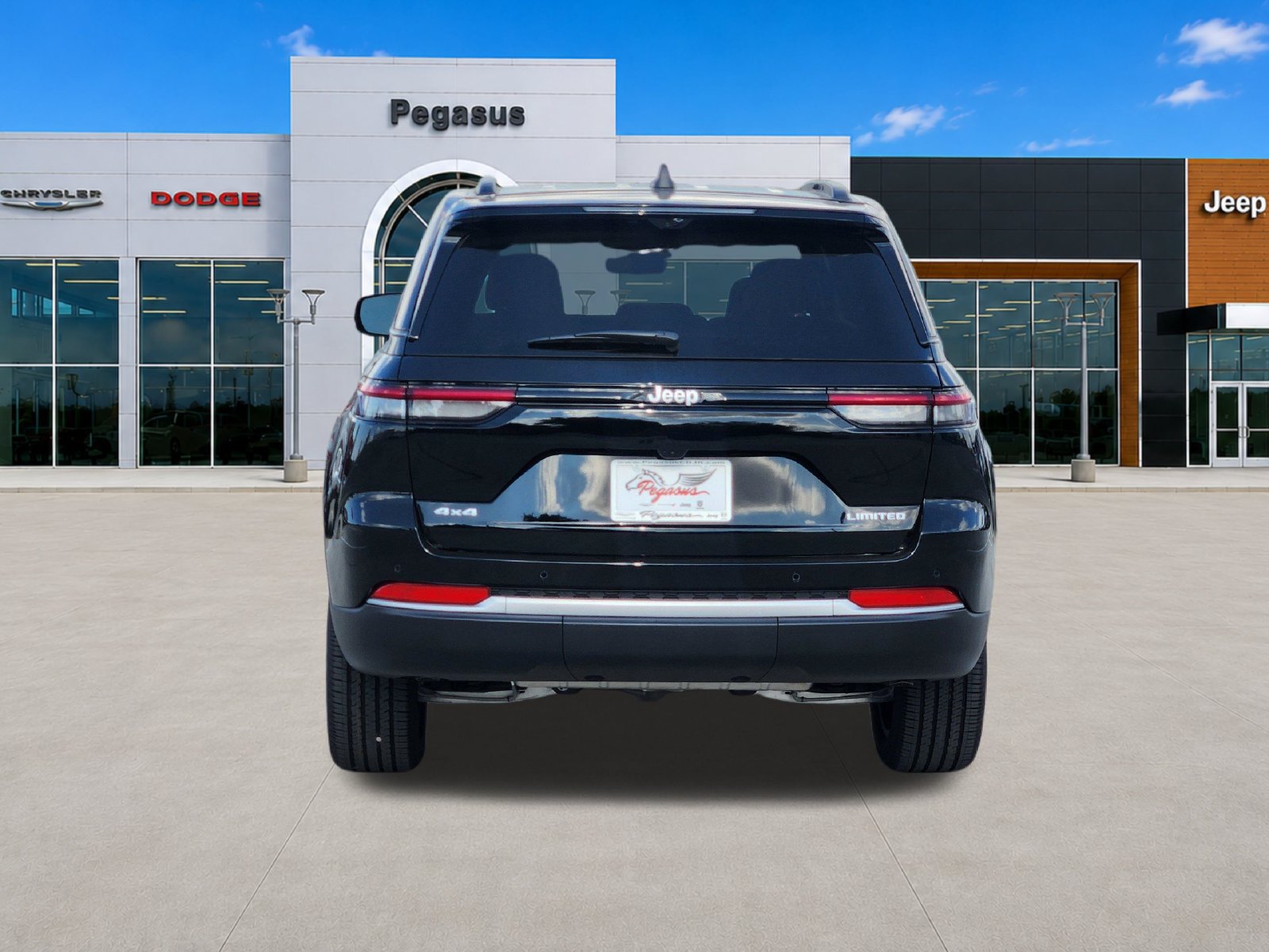 New 2027 Jeep Grand Cherokee Limited w/ Technology Group II AWD/4WD image 8