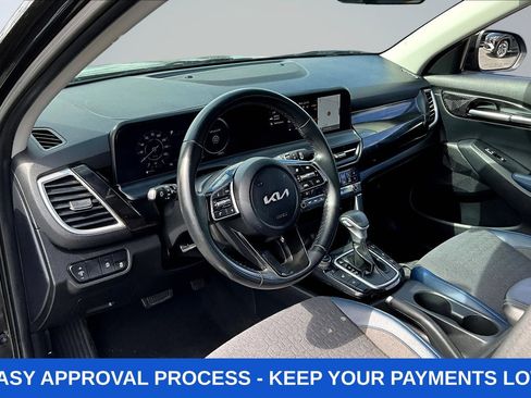 Used 2024 Kia Seltos S AWD/4WD image 19