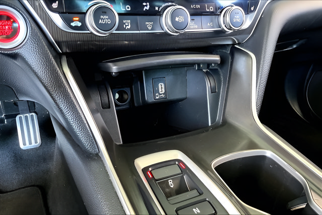 Used 2018 Honda Accord Sport image 24