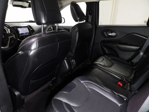 Used 2014 Jeep Cherokee Limited w/ Technology Group AWD/4WD image 11