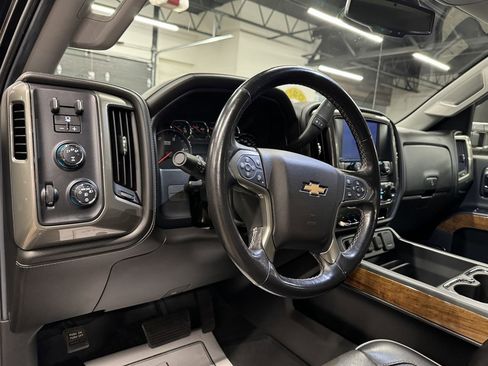 Used 2019 Chevrolet Silverado 3500 High Country w/ Duramax Plus Package AWD/4WD image 27