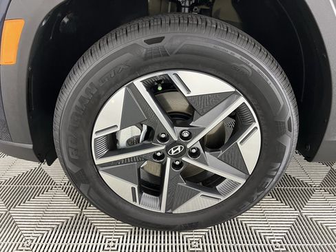 Used 2025 Hyundai Tucson SEL image 12