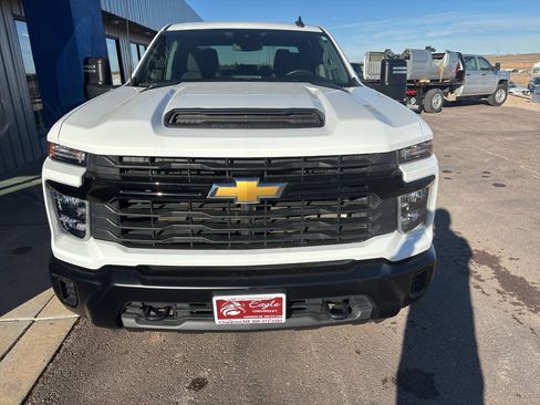 Used 2024 Chevrolet Silverado 2500 W/T w/ WT Convenience Package image 3
