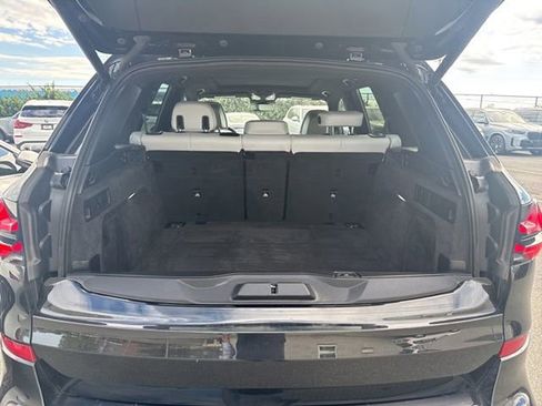 Used 2024 BMW X5 xDrive40i w/ M Sport Package image 13