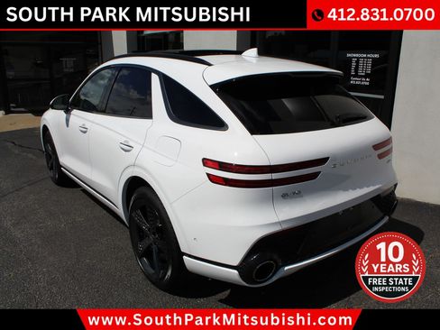 Used 2023 Genesis GV70 2.5T w/ Sport Prestige Package AWD/4WD image 7