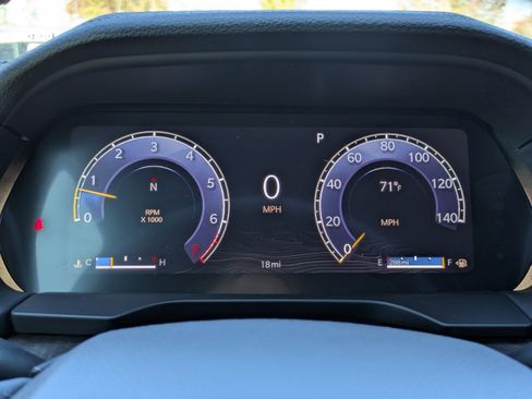 New 2025 Jeep Grand Cherokee Limited image 30