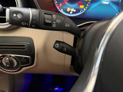 Used 2020 Mercedes-Benz GLC 300 4MATIC w/ Premium Package image 37