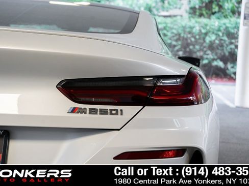 Used 2022 BMW M850i xDrive Coupe AWD/4WD image 22
