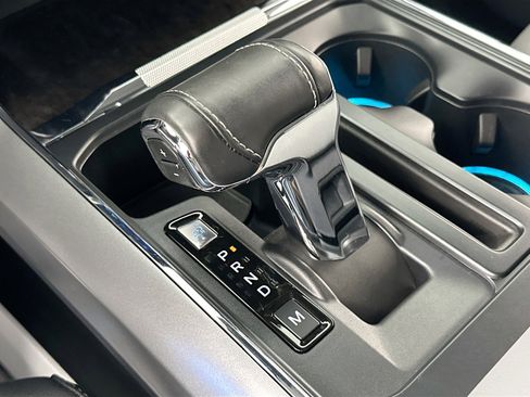 Used 2021 Ford F150 Lariat w/ Equipment Group 502A High image 17