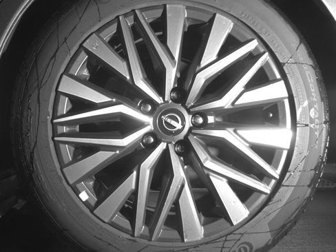 Used 2025 Nissan Altima 2.5 SV image 14