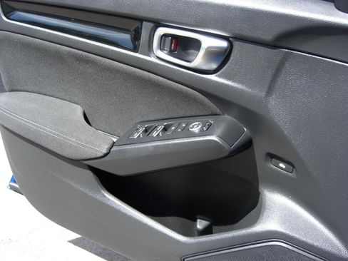 Used 2022 Honda Civic EX image 22