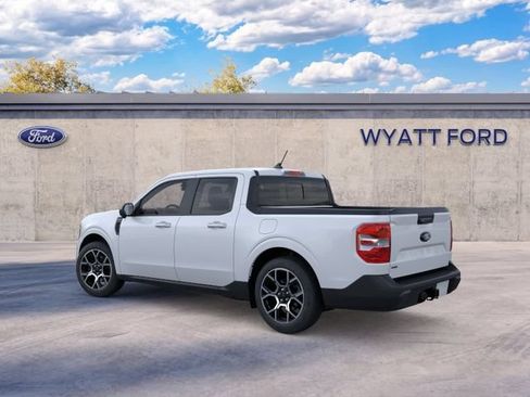 New 2026 Ford Maverick Lariat w/ 4K Tow Package AWD/4WD image 4