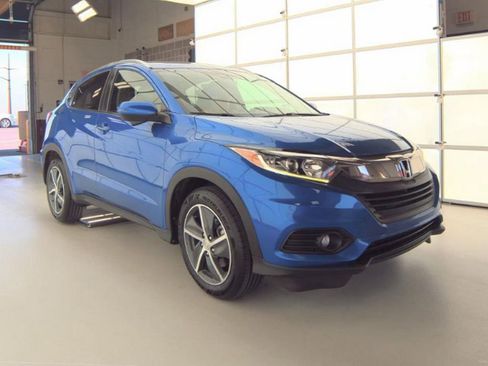 Used 2021 Honda HR-V EX image 4