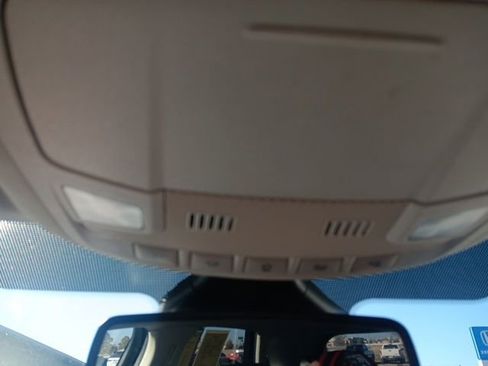 Used 2023 Ford Edge SEL image 20