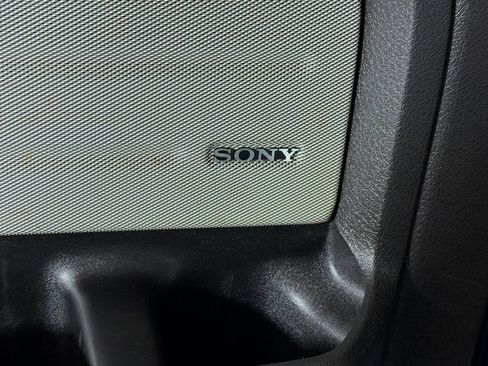 Used 2013 Ford F150 Lariat w/ Luxury Equipment Group AWD/4WD image 18