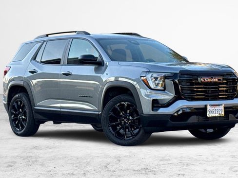 Used 2026 GMC Terrain Elevation w/ Black Edition image 2