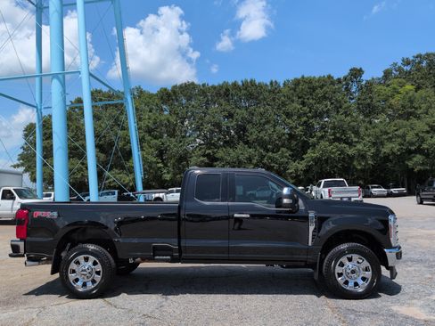 Used 2024 Ford F250 Lariat w/ Chrome Package AWD/4WD image 2