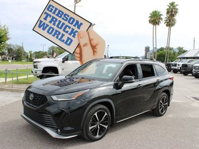 Used 2022 Toyota Highlander XSE
