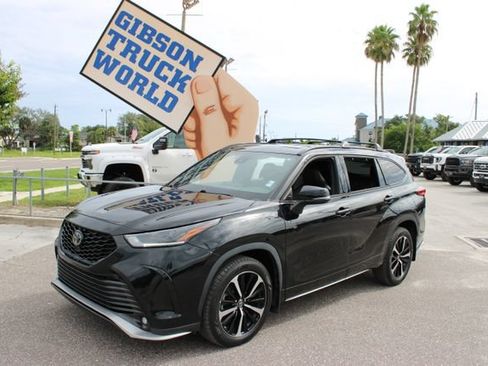 Used 2022 Toyota Highlander XSE AWD/4WD image 1