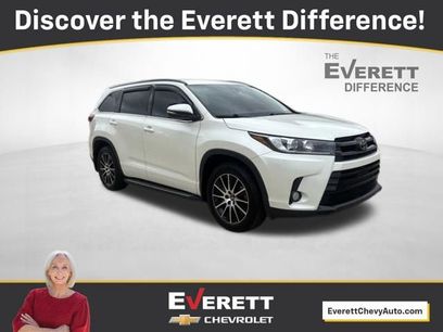 Used 2018 Toyota Highlander SE