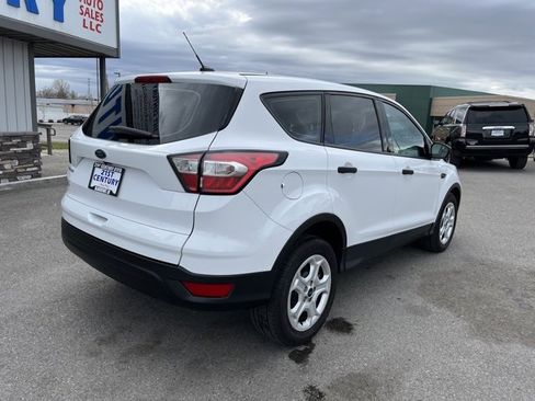 Used 2018 Ford Escape S image 10