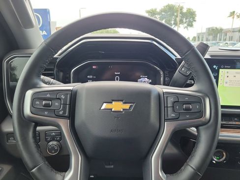 Used 2024 Chevrolet Silverado 1500 LT AWD/4WD image 19