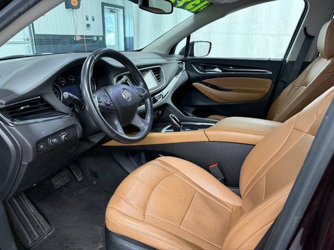 Used 2019 Buick Enclave Essence w/ LPO, Luxury Package FWD image 7
