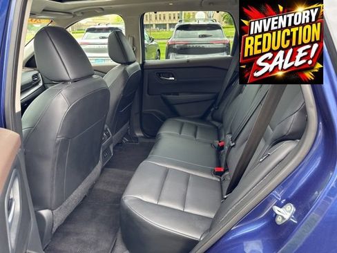 Used 2023 Nissan Rogue SV w/ SV Premium B Package AWD/4WD image 14