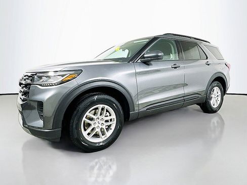 New 2026 Ford Explorer Active image 3