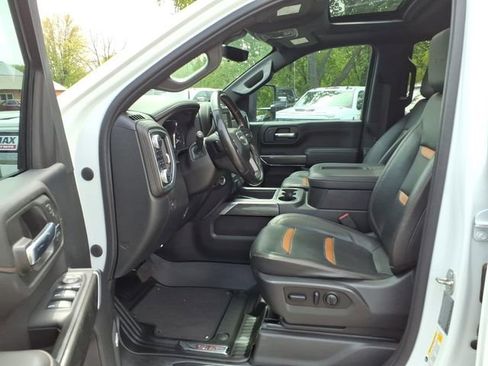 Used 2021 GMC Sierra 3500 AT4 w/ AT4 Premium Plus Package AWD/4WD image 10