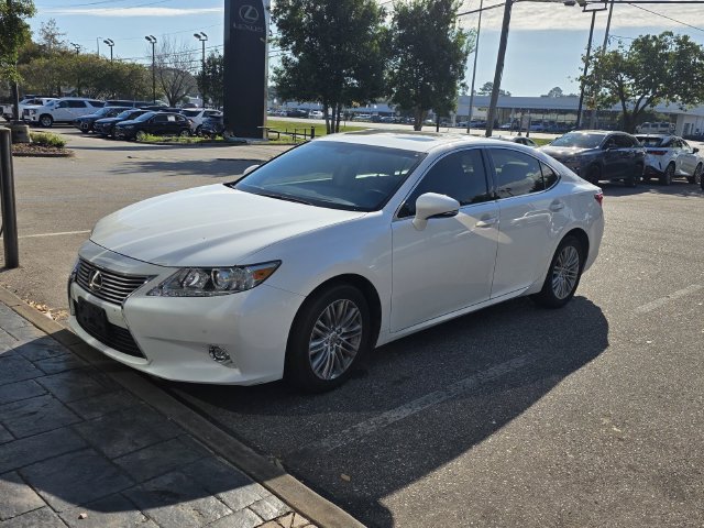 Used 2015 Lexus ES 350 w/ Luxury Package FWD image 14
