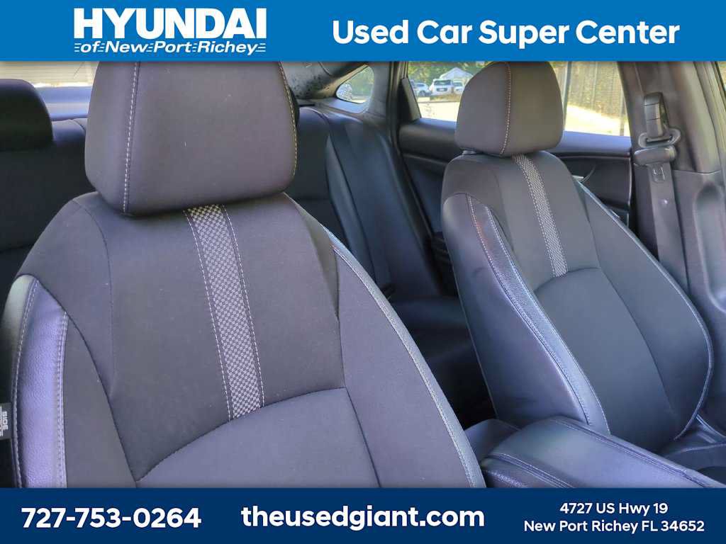 Used 2020 Honda Civic Sport image 6