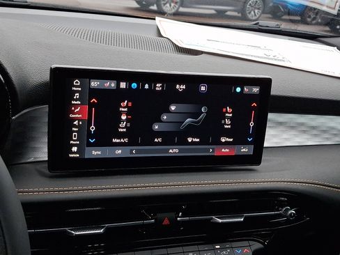 New 2026 Alfa Romeo Tonale Veloce w/ Quick Order Package 23H Volce image 13