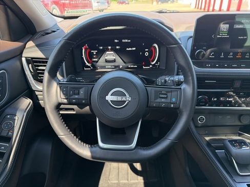 Used 2023 Nissan Rogue Platinum w/ Platinum Premium Package AWD/4WD image 28