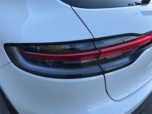 Used 2023 Porsche Macan image 29