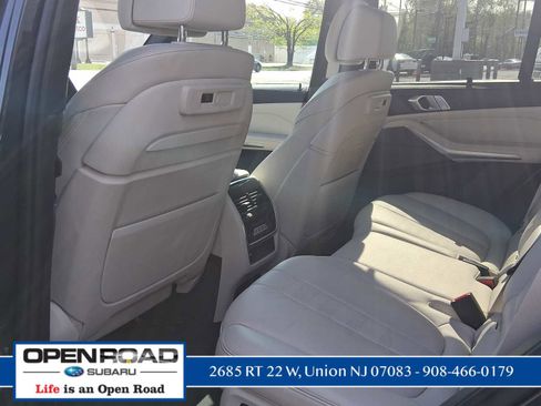 Used 2020 BMW X5 xDrive40i w/ Premium Package AWD/4WD image 10