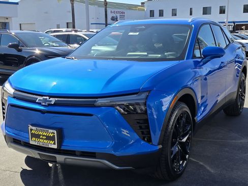 Used 2025 Chevrolet Blazer EV LT w/ Super Cruise Package AWD/4WD image 5