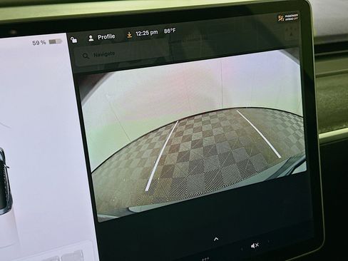 Used 2018 Tesla Model 3 Long Range image 22