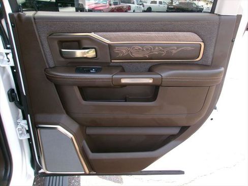 Certified 2025 RAM 3500 Longhorn AWD/4WD image 9