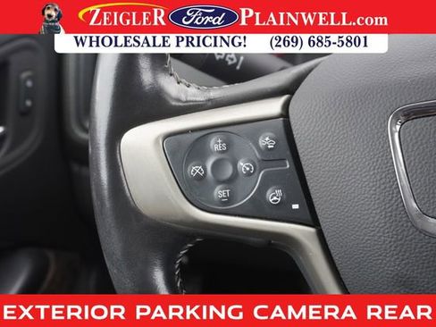 Used 2022 GMC Canyon Denali w/ Denali Black Edition Package image 17