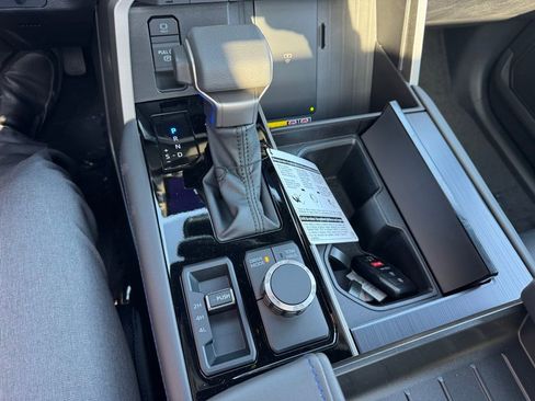 New 2026 Toyota Tundra Platinum AWD/4WD image 23