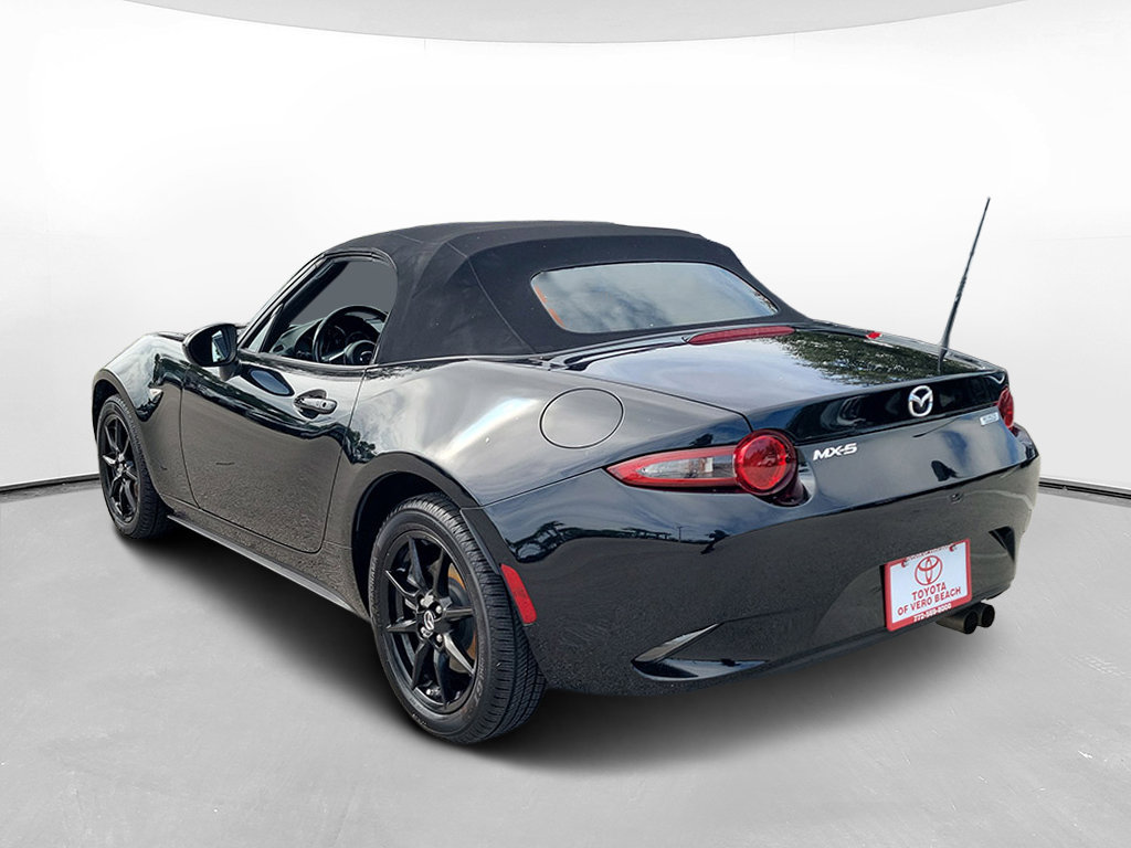 Used 2019 MAZDA MX-5 Miata Sport w/ I-ACTIVSENSE Sport Package RWD image 6