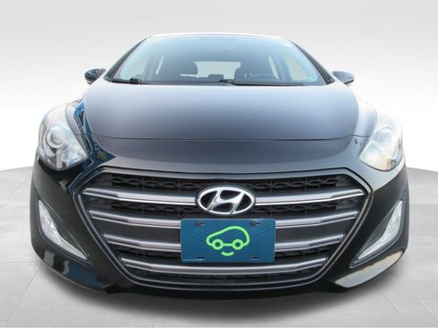 Used 2016 Hyundai Elantra GT w/ Option Group 02 FWD image 8