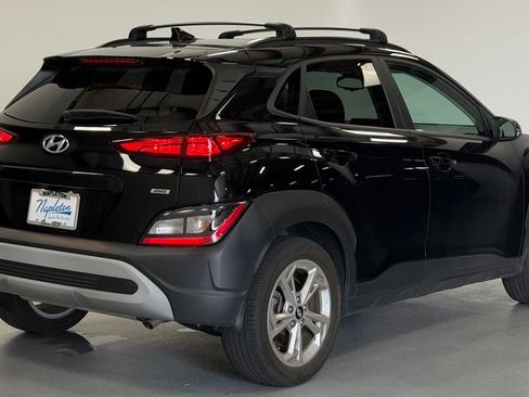 Used 2023 Hyundai Kona SEL AWD/4WD image 3