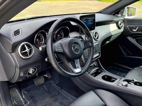 Used 2017 Mercedes-Benz CLA 250 4MATIC image 18