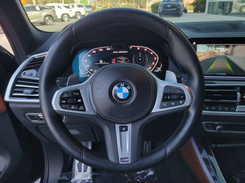 Used 2022 BMW X5 M50i w/ Executive Package image 33