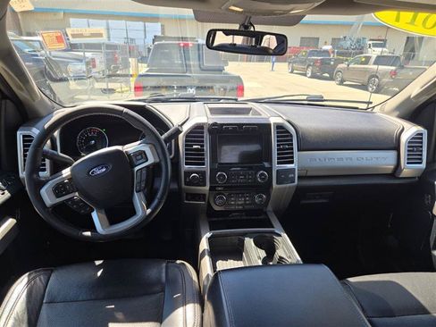 Used 2017 Ford F250 Lariat w/ Chrome Package AWD/4WD image 9